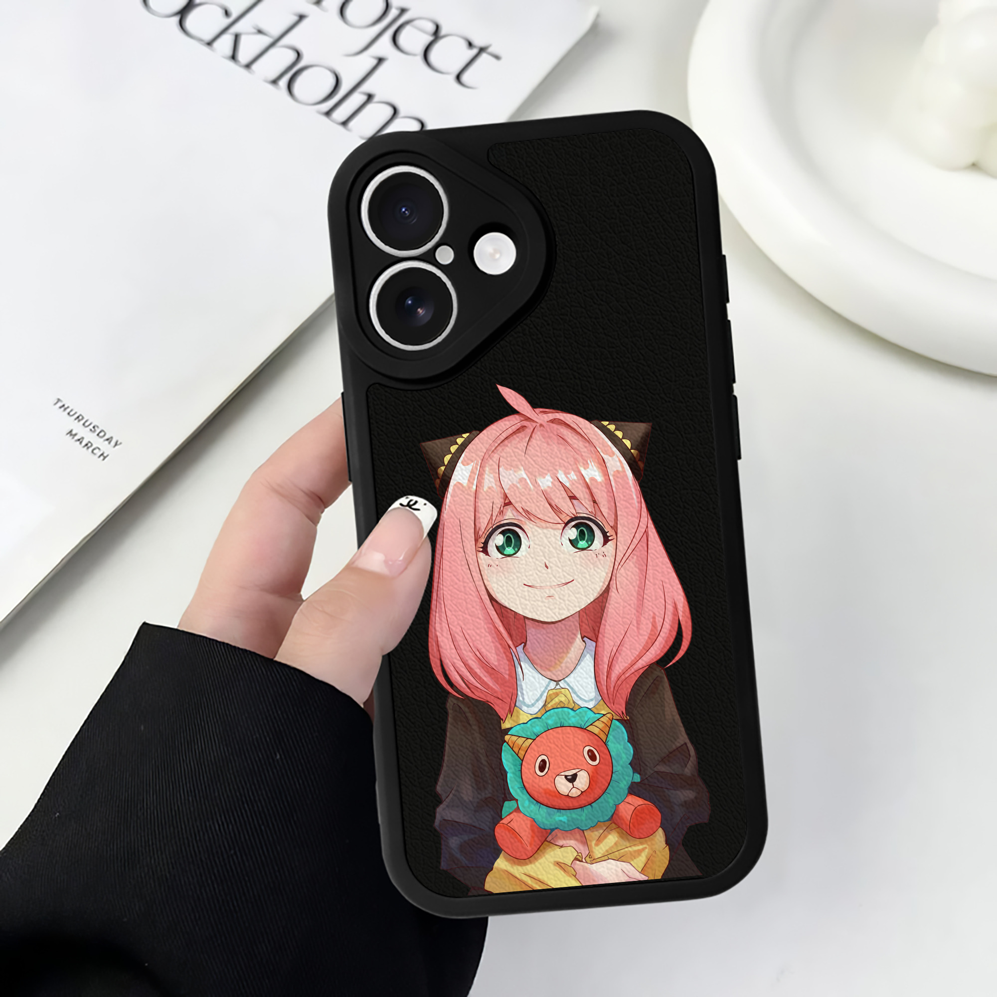 （画像用） SPY×FAMILY间谍家家酒 【iPhone 16シリーズ対応】シリコンスマホケース（レザー調） 材質：シリコン